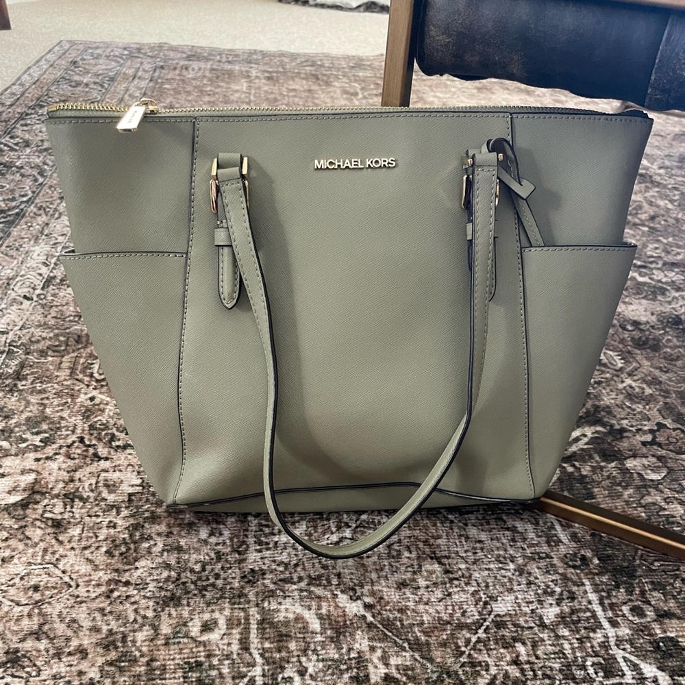 Michael Kors Jet Set Steffano Tote